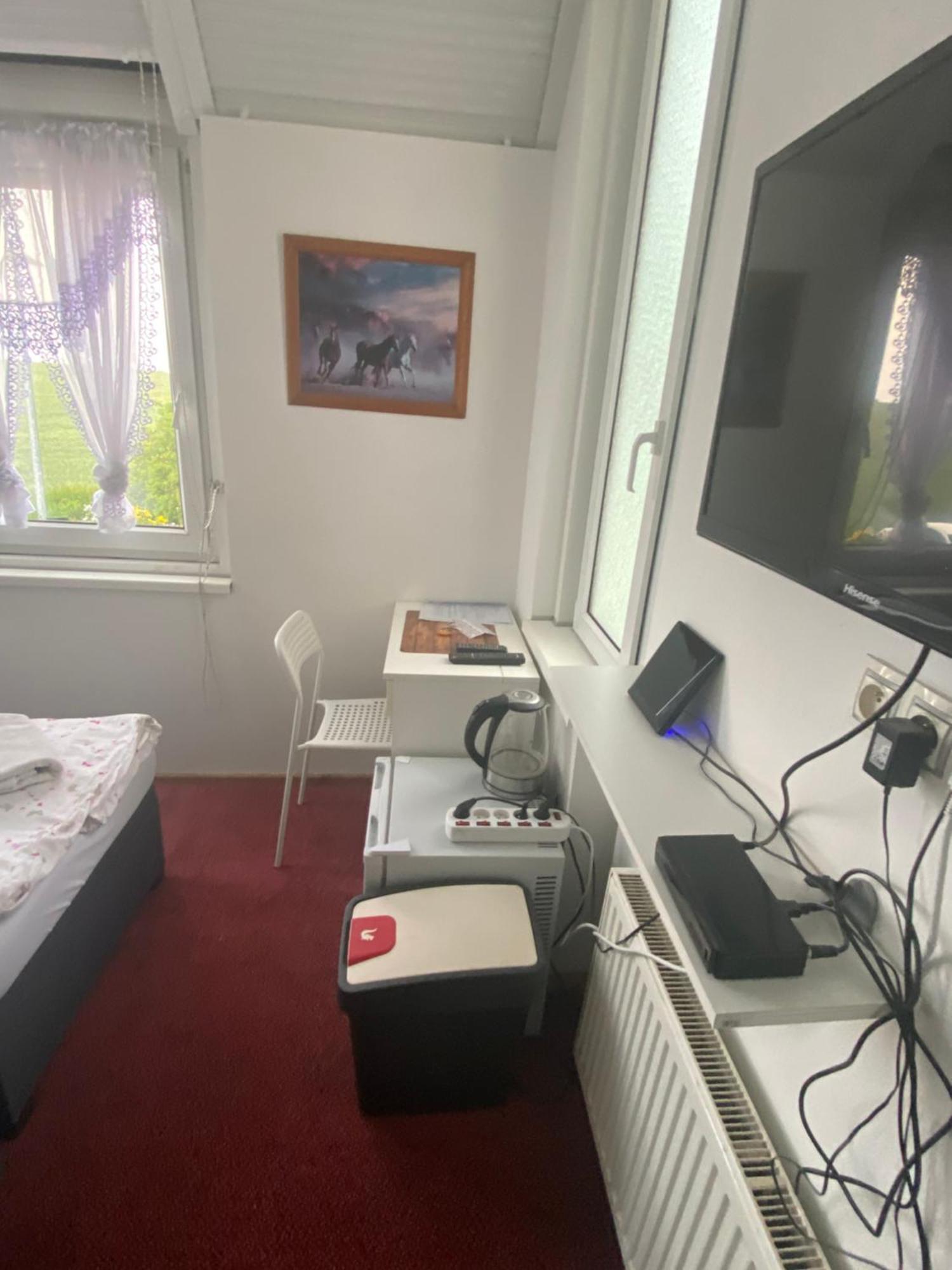 Homestay U Hanky Zdiby 外观 照片